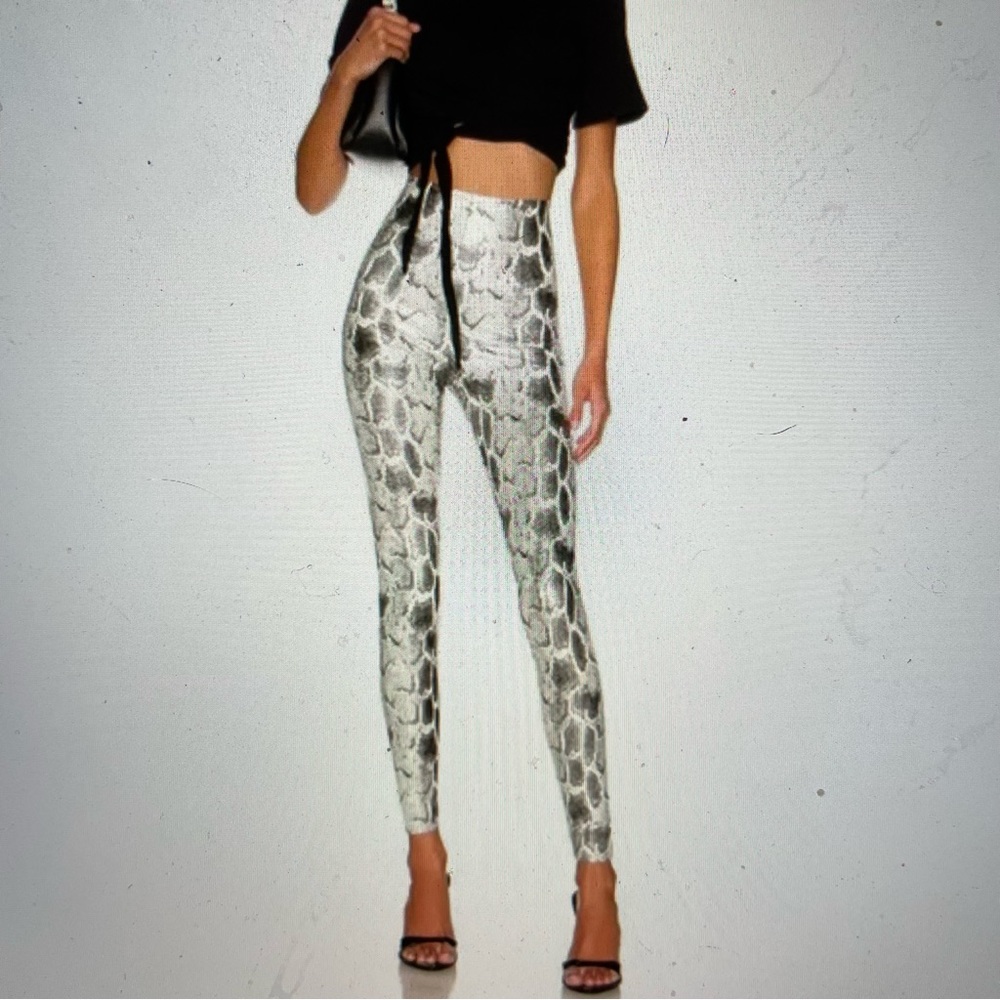 Commando Gray Black White Python Leggings Large - image 1